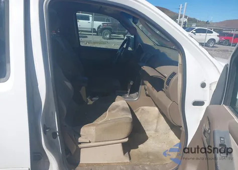 2005 Nissan Pathfinder Se z USA, uszkodzony, nr VIN 5N1AR18W25C722662